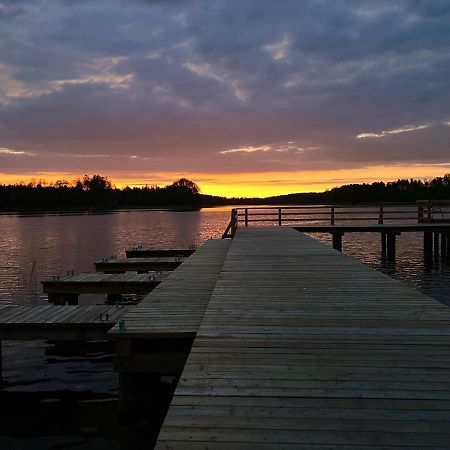 Domek Nad Jeziorem Piasutno Mazury Екстериор снимка