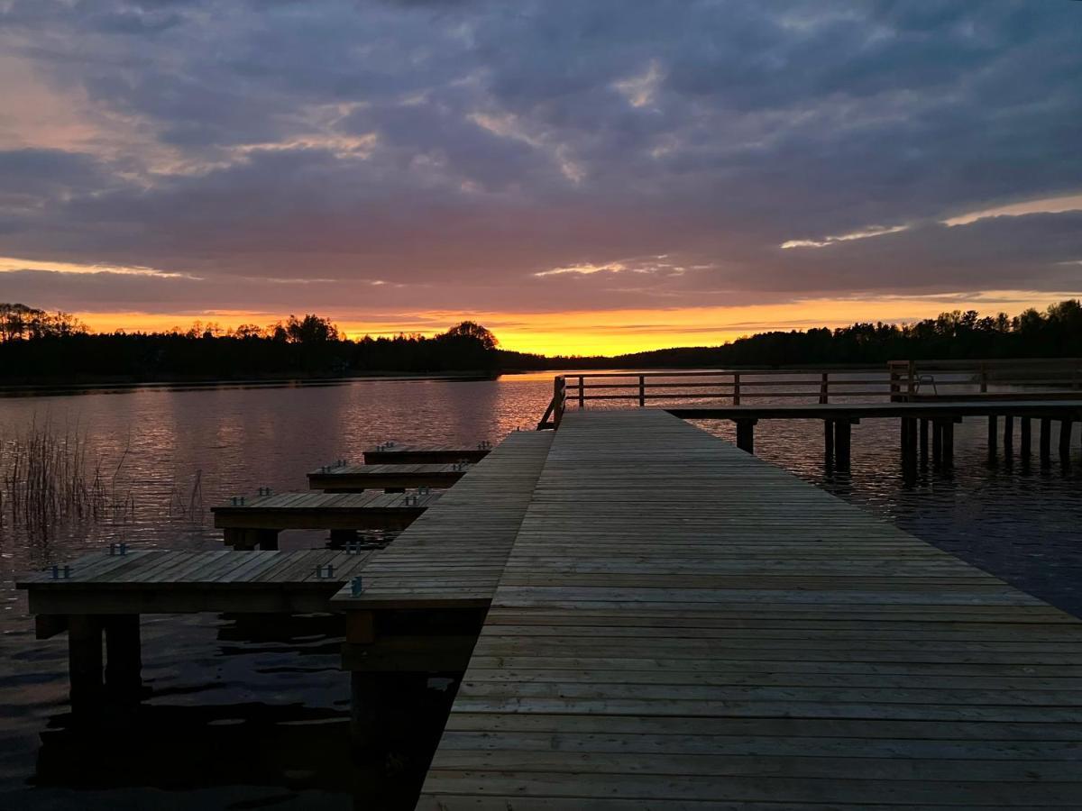 Domek Nad Jeziorem Piasutno Mazury Екстериор снимка